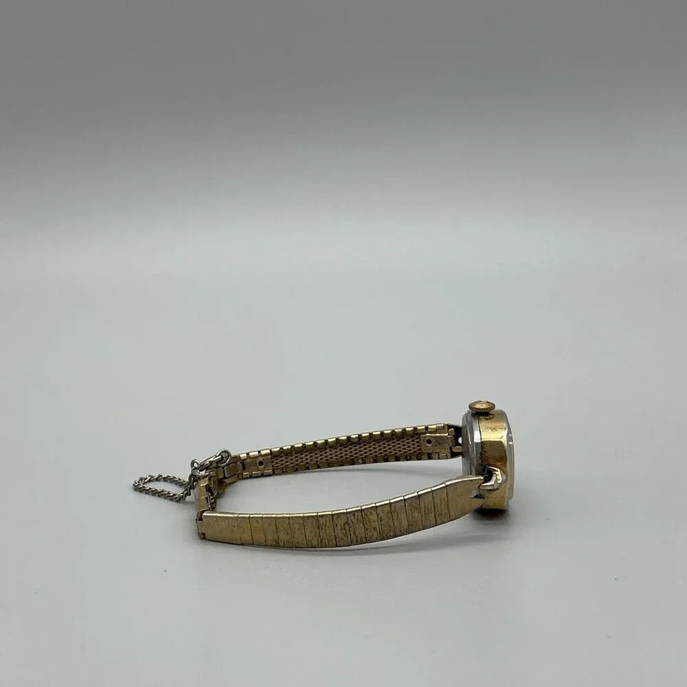Vintage Helbros Womens Watch 17mm Gold Tone Bracelet 17 Jewels Manual Wind 6